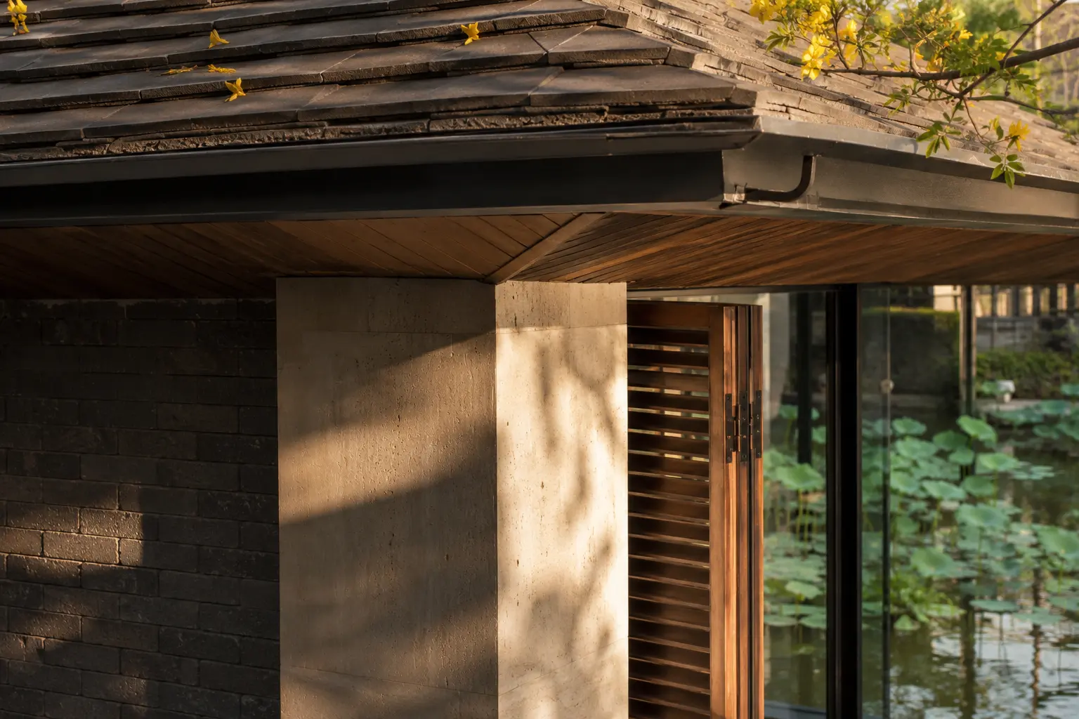 Biệt thự Mặt Nước Hoa Sen 590 — Chi tiết vật liệu bản địa — Home6D