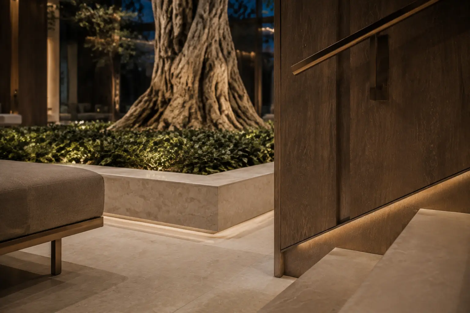 Oak Atrium Residence 760 — Chi tiết vật liệu và đồ bespoke — Home6D