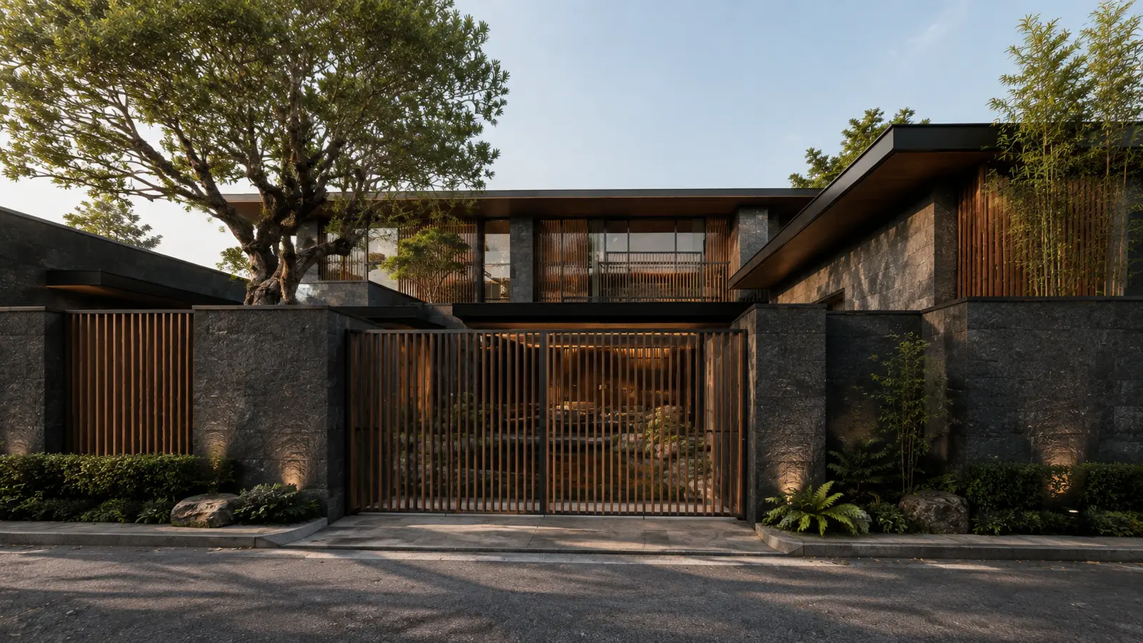 Biệt thự Sân Cá Koi 680 — Mặt tiền và cổng vào — Home6D