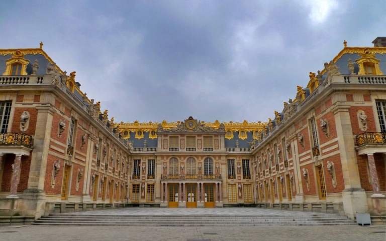 Cung điện Versailles thiết kế theo phong cách Baroque